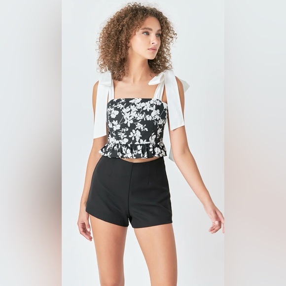 Endless Rose black and white floral cropped tank top with adjustable straps - Picture 2 of 5